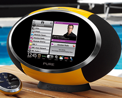 Pure Sensia - Internetradio und Facebook