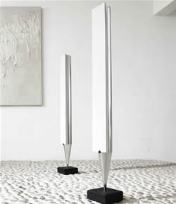Die Neuauflage der BeoLab 8002 von Bang & Olufsen mit integrierten Digitalverstärkern.