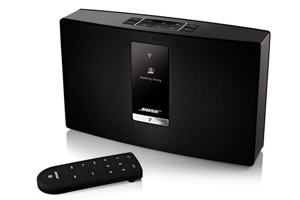 Das SoundTouch Portable gibt es die beiden stationären Modelle nun auch in Schwarz