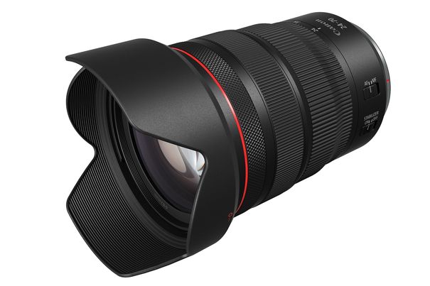 Canon RF 24–70 mm F2.8L IS USM: Ein vielseitiges Mehrzweckobjektiv mit Standardzoom für Profifotografen. Seine hohe Lichtstärke bringt bei Porträts eine attraktive Hintergrundunschärfe.