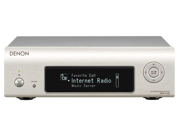 Der Netzwerk-Audio-Player DNP-F109 mit WiFi- und Ethernet-Funktion ist DLNA 1.5-zertifiziert. Er unterstützt die Formate WMA / MP3 / WAV / AAC / FLAC / WMA lossless (Transcode) / FLAC HD 192/24 / ALAC (Apple lossless).