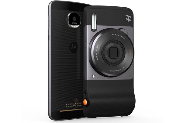 Lenovo Moto-Z mit Hasselblad-Backmodul.