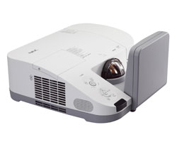 NEC U-Serie - Auf kurze Distanz