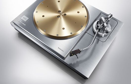 Technics lanciert SP-10R und SL-1000R