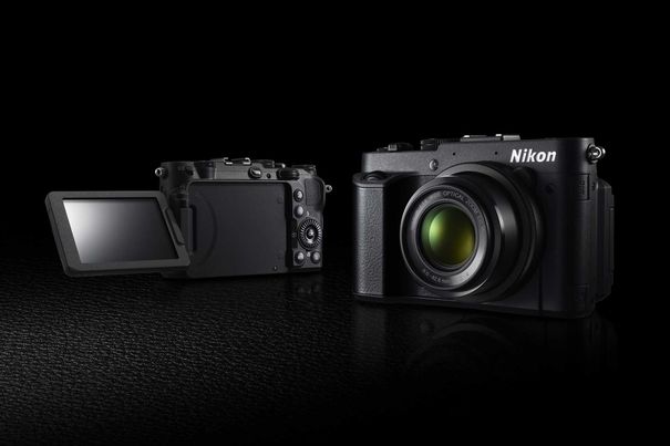 Nikon Coolpix P7700