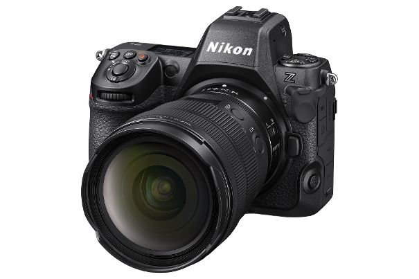Nikon Z 8: Die neue Kamera übernimmt die meisten Funktionen des Spitzenmodells Z 9 und erweitert Nikons Angebot an spiegellosen Kameras der Z-Serie.