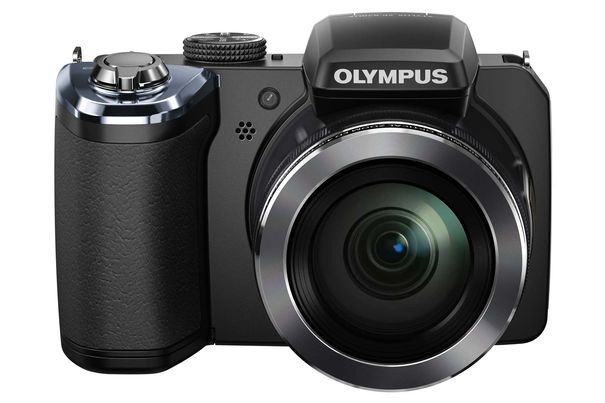 Die Olympus SP-820UZ mit 40-fach-Zoom