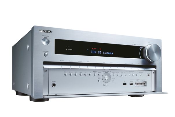 Onkyo TX-NR737 und TX-NR838