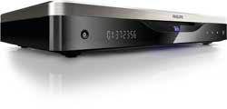 Der BDP8000 von Philips bietet 3D Ready, Net TV, CinemaPerfect HD, DivX Plus HD, Streaming via DLNA und 7.1 Ausgang