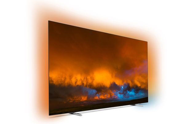 Schmal und minimalistisch: Philips-OLED-Modell OLED804 im europäischen Premium-Design mit Chromrahmen und ultraschlanken Metallfüssen.