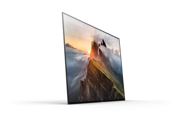Der neue Sony-OLED-Fernseher KD-65A1 bringt unvergleichliche Schwarzwerte und Kontraste für 4K-HDR-Inhalte. Dank neuer Acoustic-Surface-Soundtechnologie wird der Ton über das gesamte Display abgegeben.