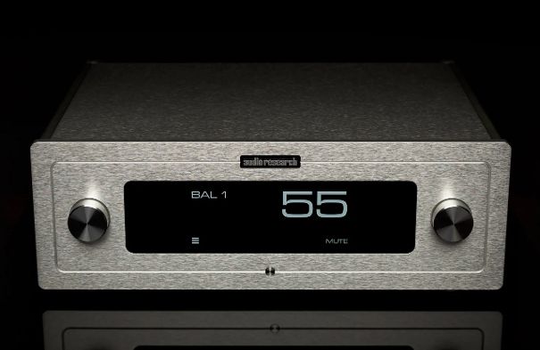Modular: Der neue Vorverstärker LS2 von Audio Research kann optional mit Digitalboard und Phono bestückt werden.