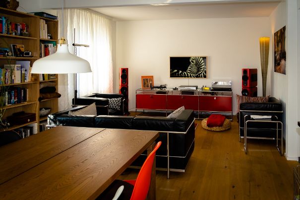 Im Kii Audio Living Room erlebt man Musik unter realen Bedingungen, aber auch im Kontext einer guten Raumakustik dank akustisch günstiger Einrichtung.