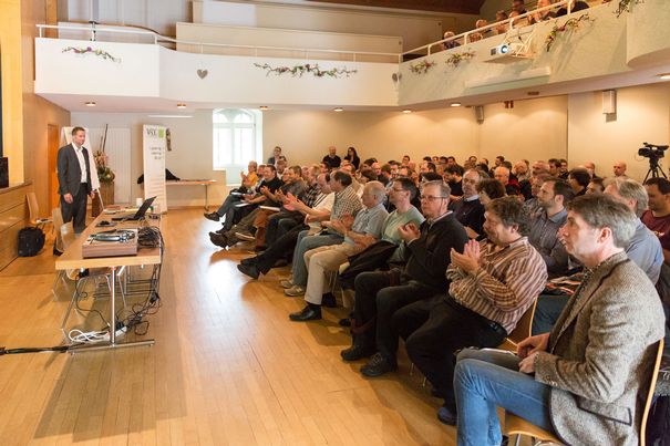 Keinesfalls verpassen sollte man die hochwertigen Fachvorträge am Klangschloss. Im Bild aus dem Vorjahr: Dirk Noy zu 