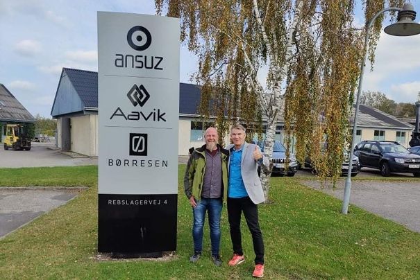 Morten Thyrrestrup, Europe Sales Manager und unser Redaktor, Silvan Karrer.