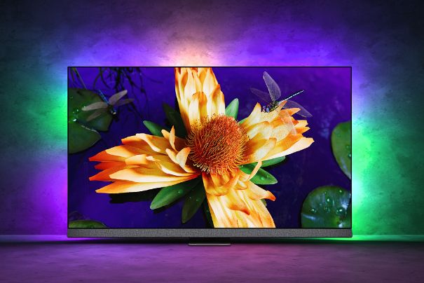 Philips OLED+907: Überdurchschnittlich guter Klang trotz diskret und elegant versteckter Lautsprecher.