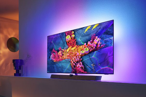 Die OLED+937-Modelle gibt es in 65 Zoll sowie in 77 Zoll. Sie stellen die aktuellen Topmodelle innerhalb der Philips-TV-Range dar.