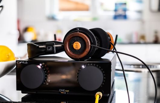 Test Cyrus One Cast: Verstärker mit Chromecast