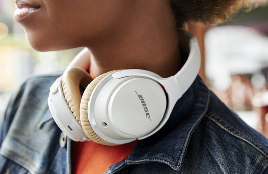 Test Bose SoundLink Around-Ear Wireless II