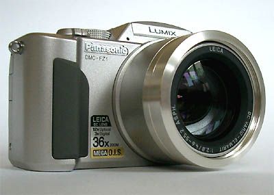 Das Leica DC Vario-Elmarit-Objektiv soll zeigen, was mit zwei Megapixeln Auflösung möglich ist.