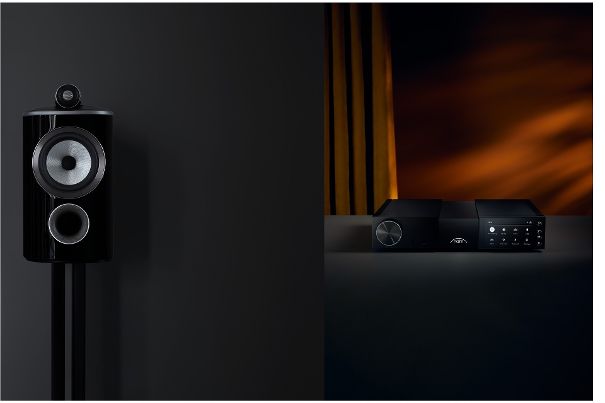 Dream-Team: Auch im Verbund mit dem Kompaktlautsprecher 805 D4 von Bowers & Wilkins legt der Naim NSC 222 ein ungeahntes Mass an Klangtransparenz an den Tag.