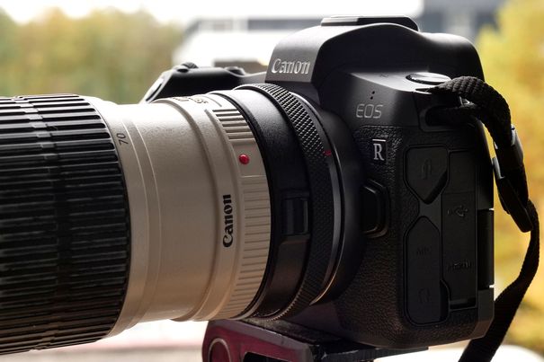 keten achterlijk persoon brand Testbericht: Canon EOS R mit EF-EOS-R-Adapter - Entspiegelt