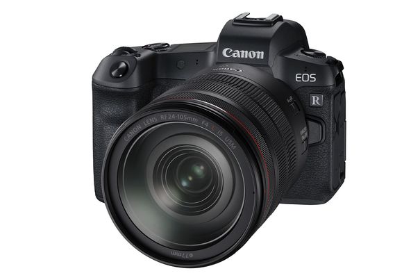 Durchzogener Einstieg: Canons erste spiegellose Vollformatkamera EOS R begeistert und ernüchtert zugleich.