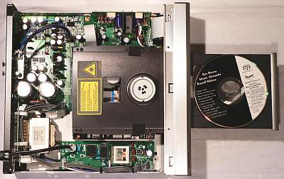 Auch der CD-Player ist sauber aufgebaut und mit hochwertigen Komponenten bestückt.