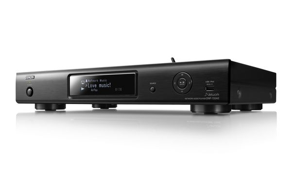 Reduziert auf das Nötigste - Klare Linien kennzeichnen das Design des Netzwerk Audio Players DNP-720AE von Denon