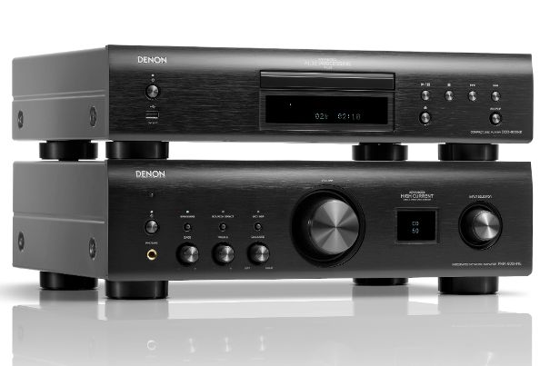 Oben der CD-Player Denon DCD-900HE, unten der Denon PMA-900HNE.