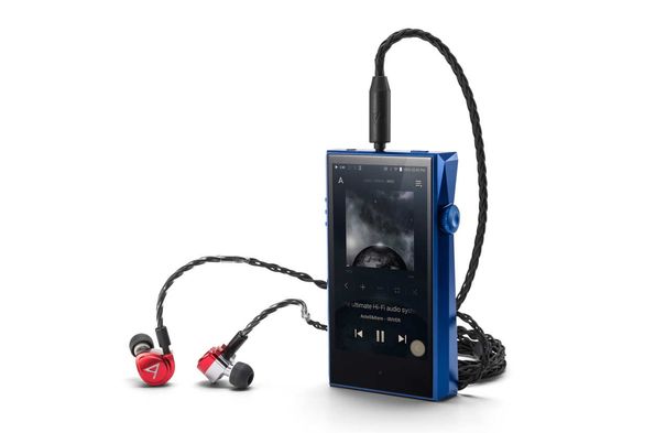 Die von Jerry Harvey entwickelten High-End-In-Ear-Kopfhörer werden standesgemäss vom Astell&Kern-HiRes-Player SP1000M angesteuert.