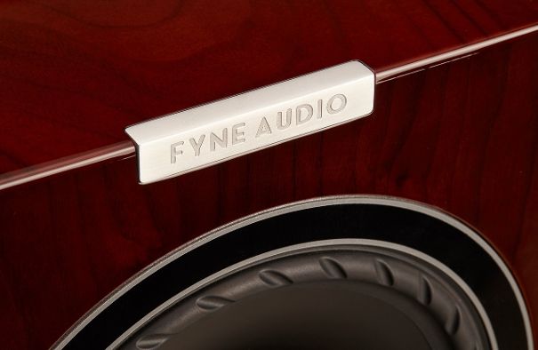 Bis ins Detail fein verarbeitet: Die F700-Serie von Fyne Audio.