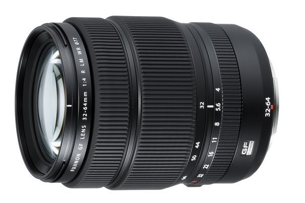 Einziges Zoom bislang: Das Fujinon GF 32-64mm F4 R LM WR entspricht einer KB-Brennweite von 25 bis 51 mm.