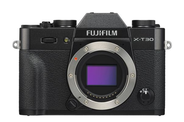 Eigenheit: Die X-T30 besitzt den von Fujifilm selbst entwickelten X-Trans-CMOS-Sensor.