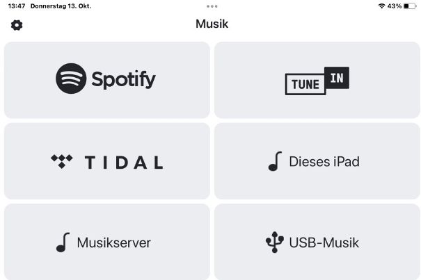 Mit Ausnahme von Qobuz können alle gängigen Streaming-Plattformen integriert werden. TuneIn liefert eine grosse Auswahl an Radiostationen. Ebenfalls können via App externe Musikserver integriert und Geräte via USB angeschlossen werden.