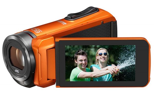 Farbenfroh: Der JVC Everio GZ-R315 gibt es in den Farben Schwarz, Rot, Orange und Weiss