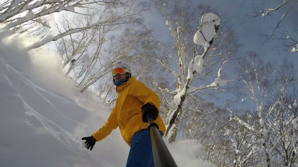 Ausschnitt aus Hero4 Video ohne SuperView, das Snowboard ist nicht abgebildet.