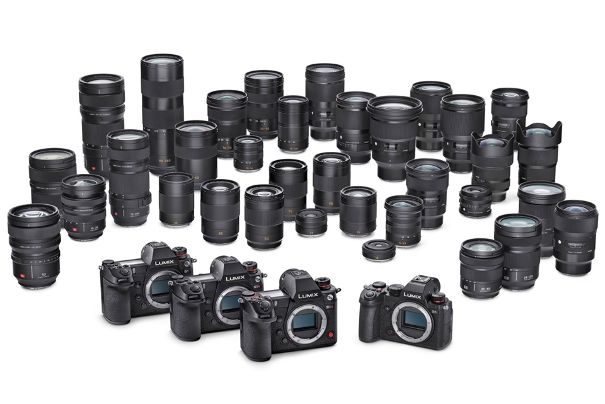 Umfangreich: Die Panasonic Lumix S5 hat durch ihr L-Mount-Bajonett Zugriff auf eine riesige Auswahl an Wechselobjektiven von Panasonic, Leica Camera und Sigma.