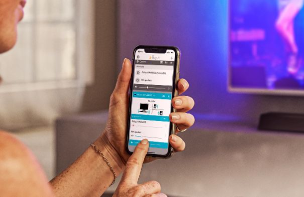 Mit der Philips Sound App fällt das Streamen der Fernsehtons zu einer anderen Hörzone sehr leicht. Selbstverständlich kann dort auch die Lautstärke individuell reguliert werden.