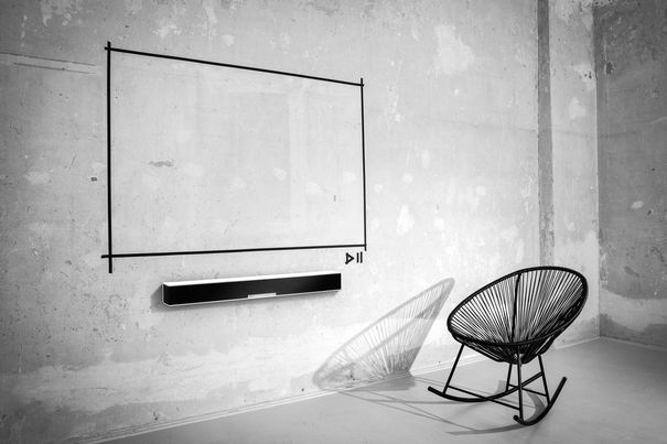 Auch bei ausgeschaltetem Fernseher hat die Soundbar viel zu tun. Sie ist nämlich ein perfekter Multiroom-Lautsprecher im Raumfeld-System.