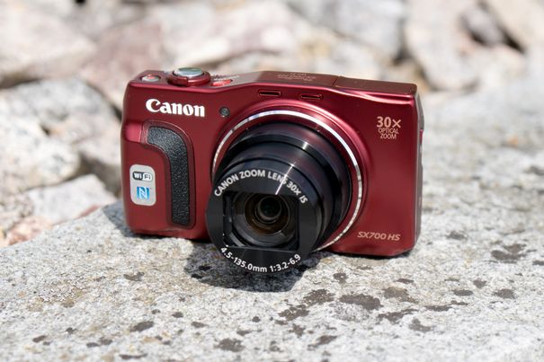 Canon PowerShot SX700 HS mit 30fach Zoom