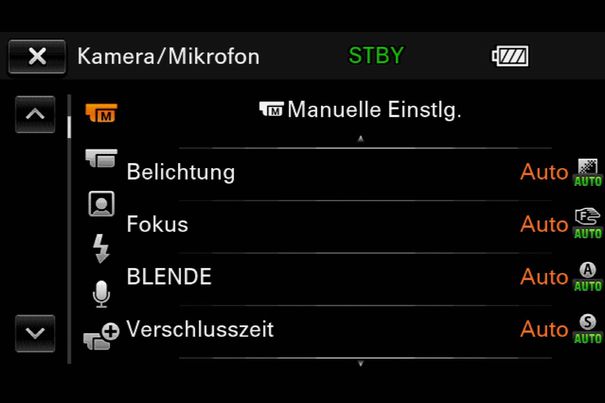 Manuelle Einstellungen sind möglich, aber immer nur eine aufs Mal. Belichtung, Blende oder Verschlusszeit heben sich gegenseitig wieder auf.