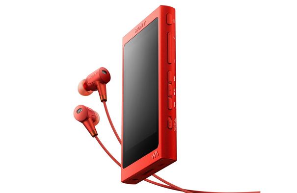 Die dem NW-A35HN mitgelieferten InEar-Hörer klingen gut, das Noise Cancelling ist jedoch nicht sehr effizient.
