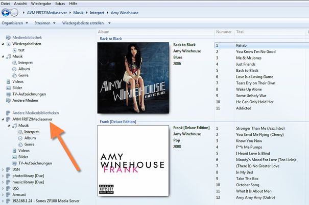 Die Fritzbox arbeitet sogar als Medienserver und stellt alle via USB-Datenträger angeschlossenen Musiksongs sauber sortiert im Netzwerk via UPnP zur Verfügung.