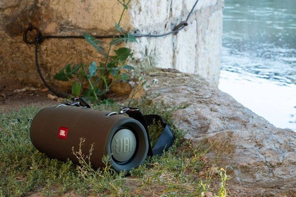 JBL Xtreme 2 portable Speaker.