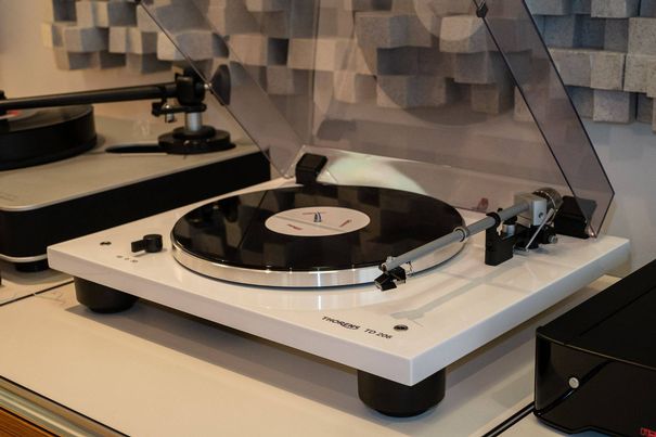 Der Thorens TD 206. 